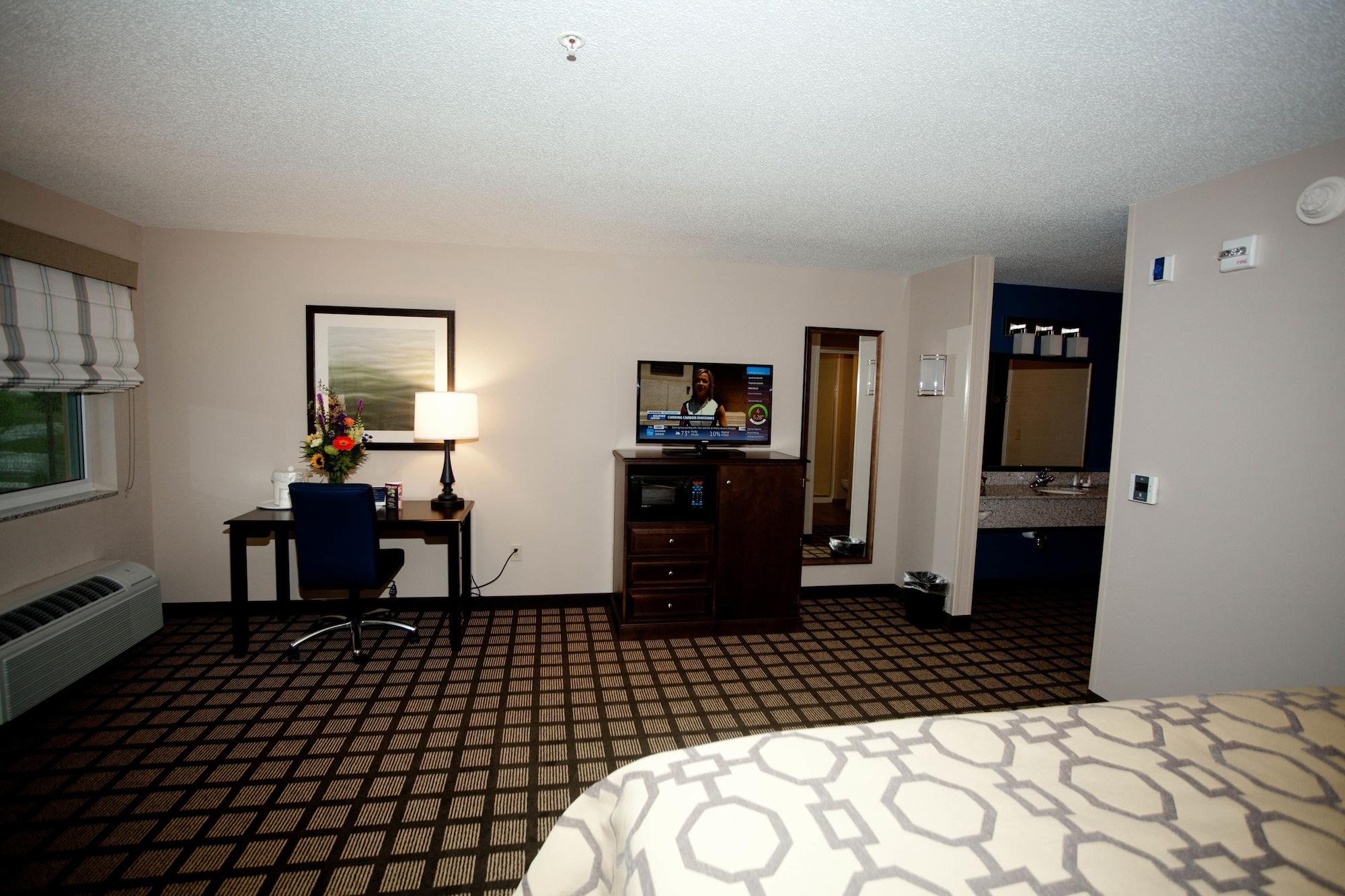 Baymont By Wyndham Erie Hotel Kearsarge Exterior photo