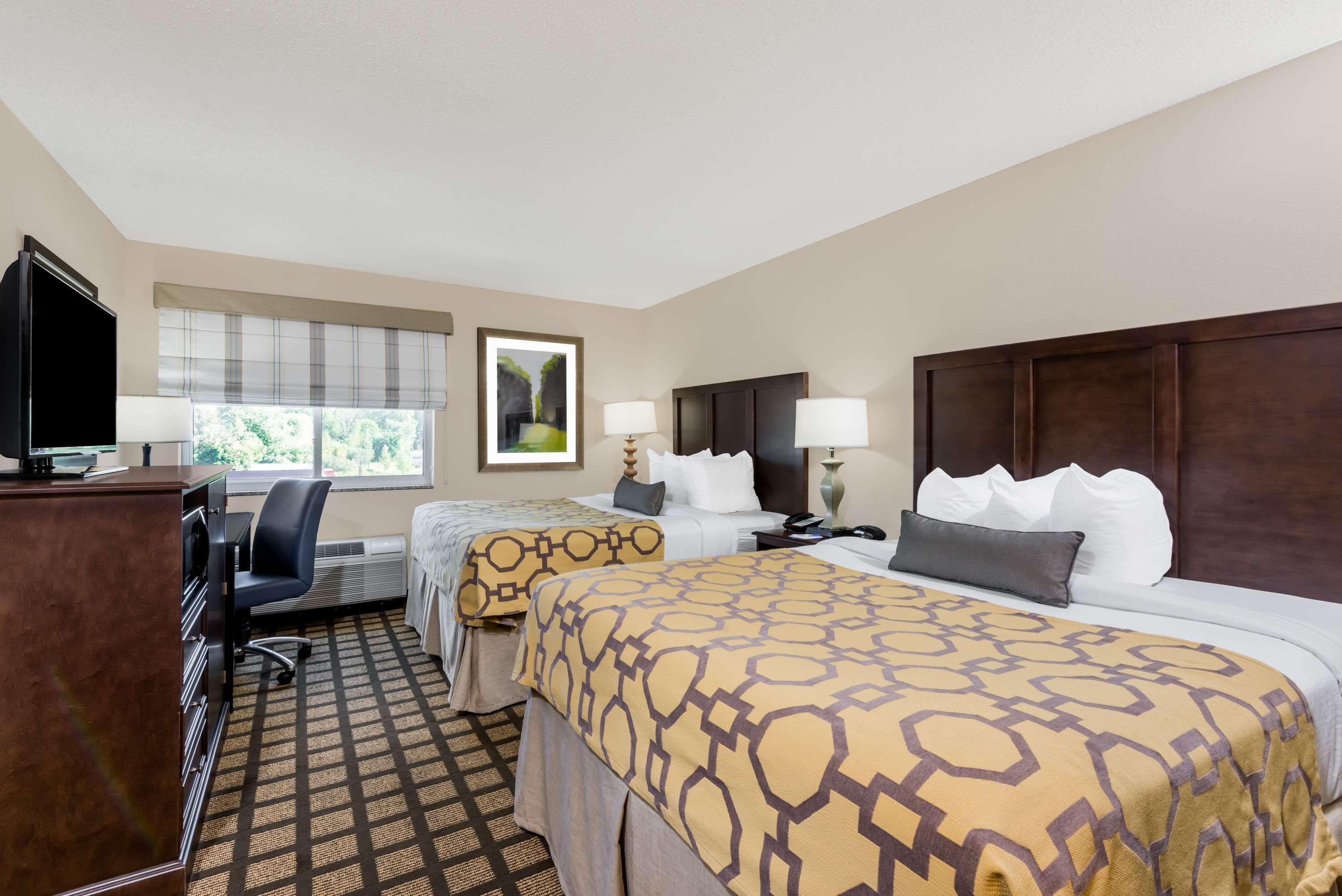Baymont By Wyndham Erie Hotel Kearsarge Exterior photo